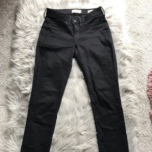Black Jessica Simpson skinny jeans